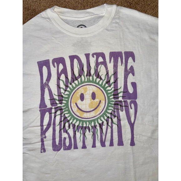 Radiate Positivity T-Shirt White Purple Sun Graphic Tee Size - Unisex Medium - Picture 2 of 7